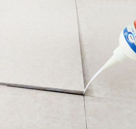 富阳瓷砖空鼓维修公司分享卫生间瓷砖脱落的原因可能有以下几点